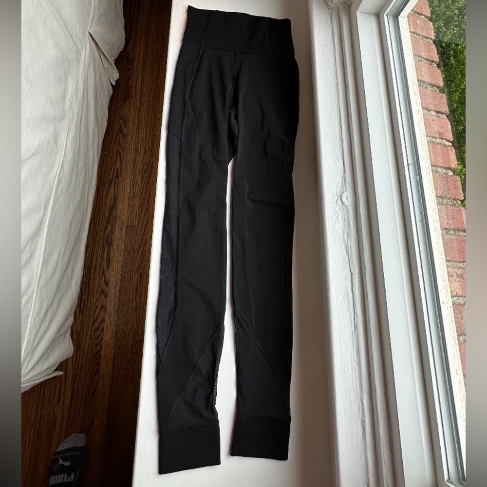Lululemon leggings with mesh cutouts
